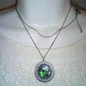 Elegant Silver and Green Pendant Necklace